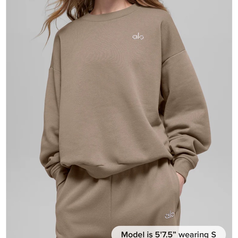 ALO Yoga accolade set in Gravel